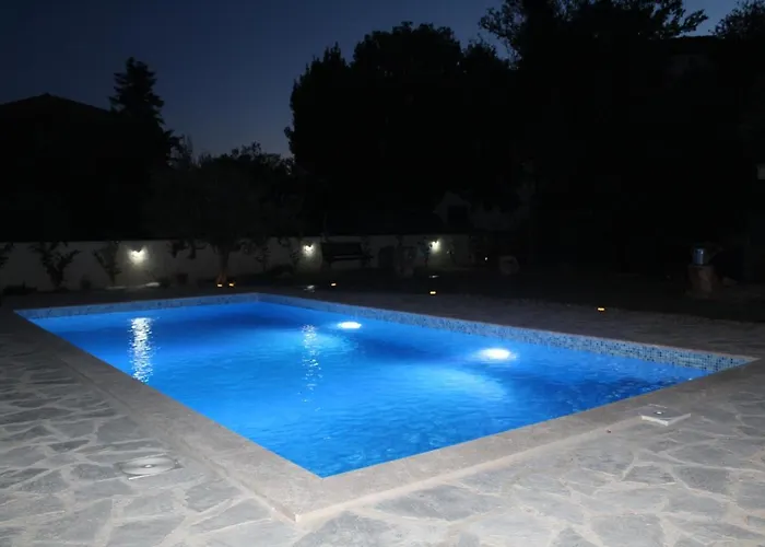 Calma, Recharge Your Body And Mind Villa Gabonjin