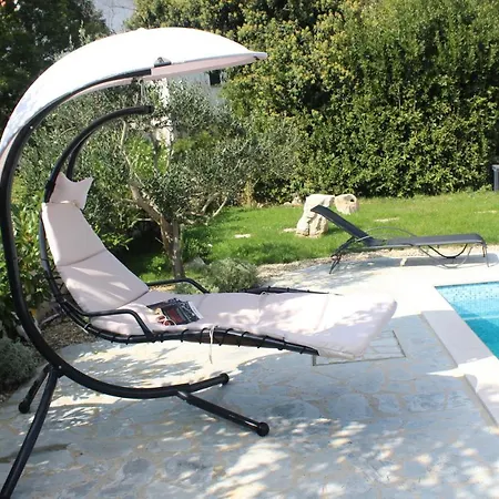 Calma, Recharge Your Body And Mind Villa Gabonjin